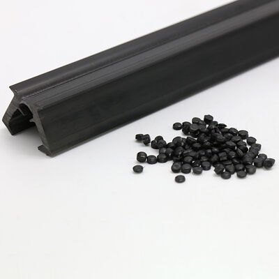 1.6g/cm3 White PVC Plastic Granules Extruded Product