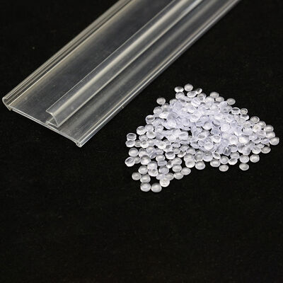 Shore D80 1.3g/Cm3 Flexible Pvc Compound Oil Resisrance